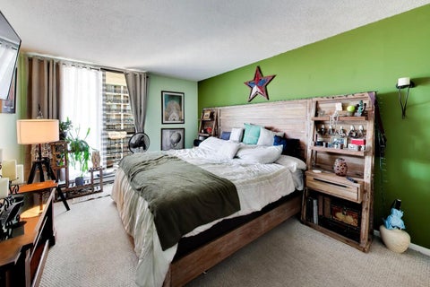 Tiny photo for 5901 N Sheridan Road #16C, Chicago, IL 60660 (MLS # 12725252)