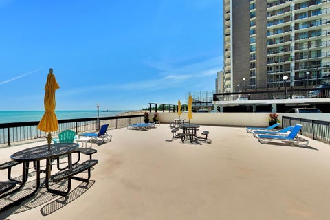 Tiny photo for 5901 N Sheridan Road #16C, Chicago, IL 60660 (MLS # 12725252)