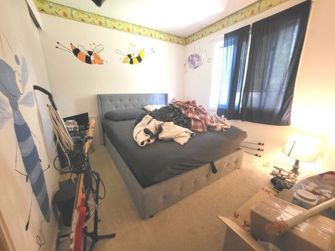 Tiny photo for 640 Stafford Drive, Roselle, IL 60172 (MLS # 12454277)