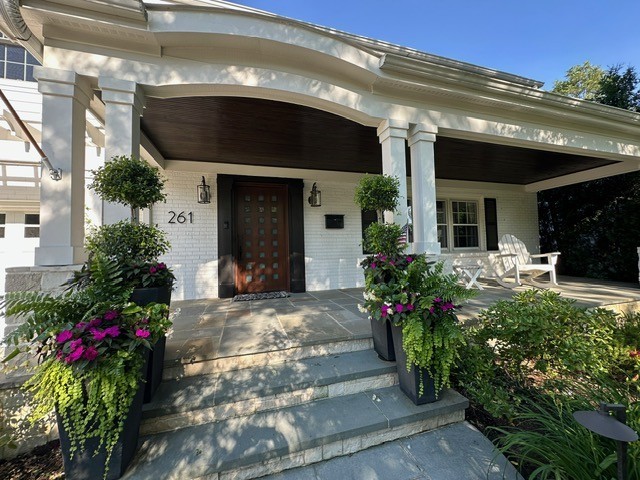 261 Woodstock Avenue