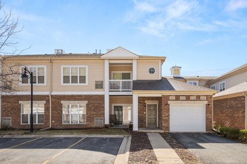 Photo of 620 Pineridge Drive N #620, Oswego, IL 60543 (MLS # 12579536)