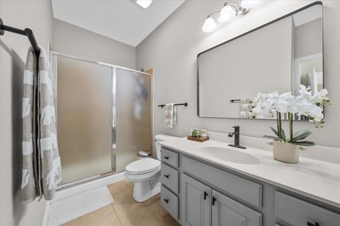 Tiny photo for 620 Pineridge Drive N #620, Oswego, IL 60543 (MLS # 12579536)