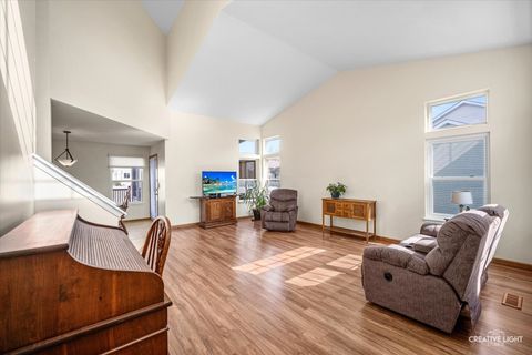 Tiny photo for 1438 Westbury Circle, North Aurora, IL 60542 (MLS # 12497208)