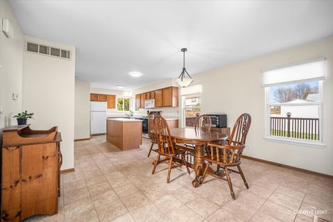 Tiny photo for 1438 Westbury Circle, North Aurora, IL 60542 (MLS # 12497208)