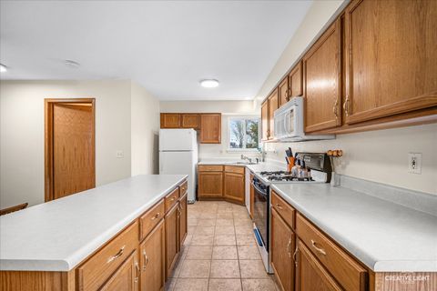 Tiny photo for 1438 Westbury Circle, North Aurora, IL 60542 (MLS # 12497208)