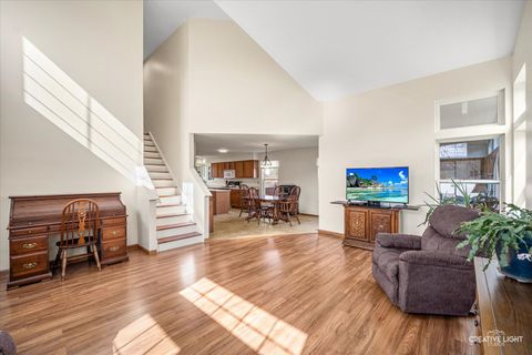 Tiny photo for 1438 Westbury Circle, North Aurora, IL 60542 (MLS # 12497208)