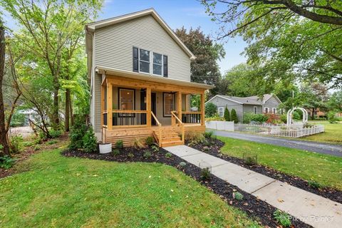 Photo of 518 Illinois Street, Geneva, IL 60134 (MLS # 12490599)