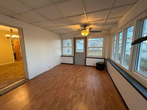 Tiny photo for 901 E High Street, Farmer City, IL 61842 (MLS # 12573091)