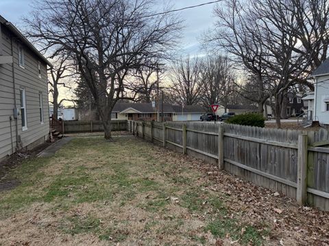 Tiny photo for 901 E High Street, Farmer City, IL 61842 (MLS # 12573091)