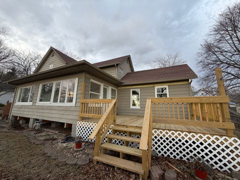 Tiny photo for 901 E High Street, Farmer City, IL 61842 (MLS # 12573091)