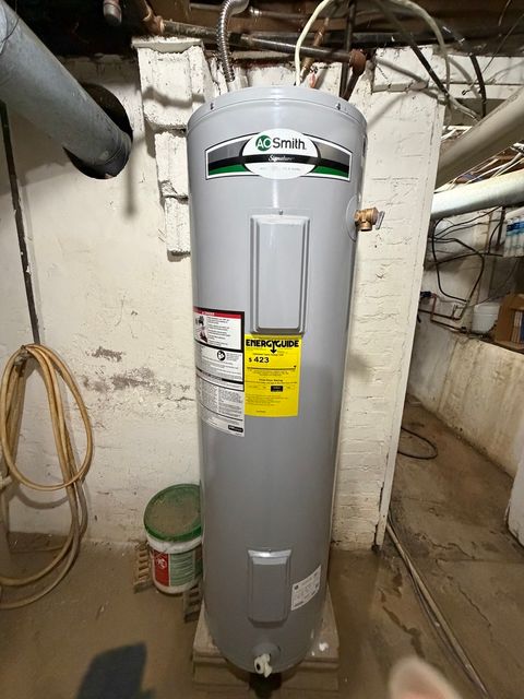 Tiny photo for 901 E High Street, Farmer City, IL 61842 (MLS # 12573091)