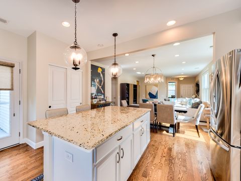 Tiny photo for 3263 Eastbank Circle, Mundelein, IL 60060 (MLS # 12480369)