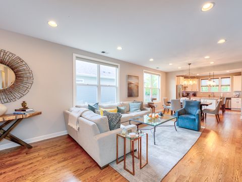Tiny photo for 3263 Eastbank Circle, Mundelein, IL 60060 (MLS # 12480369)
