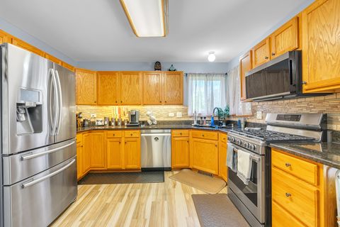 Tiny photo for 9712 Bennington Drive, Huntley, IL 60142 (MLS # 12642469)