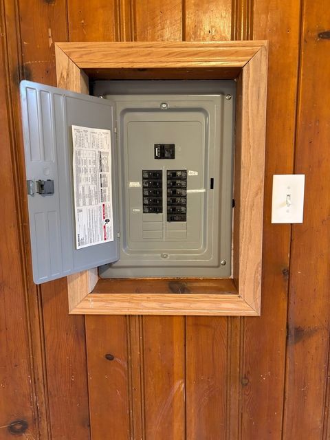 Tiny photo for 12919 S Escanaba Avenue, Chicago, IL 60633 (MLS # 12548405)