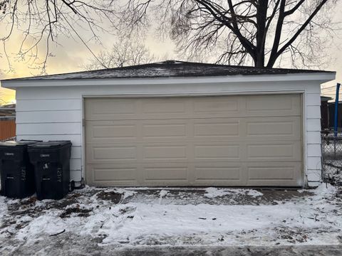 Tiny photo for 12919 S Escanaba Avenue, Chicago, IL 60633 (MLS # 12548405)