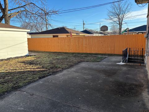 Tiny photo for 12919 S Escanaba Avenue, Chicago, IL 60633 (MLS # 12548405)