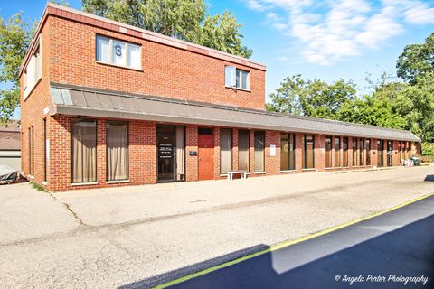 33125 N US 45 Highway Grayslake IL 60030