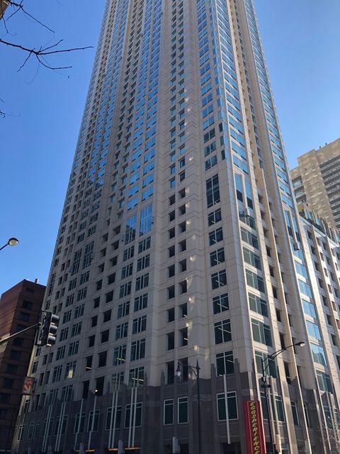 33 W Ontario Street 32G Chicago IL 60654