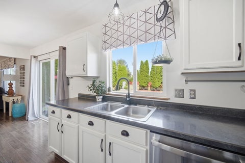Tiny photo for 1220 Willow Way, Yorkville, IL 60560 (MLS # 12705259)