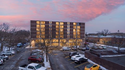 Tiny photo for 1043 S York Road #402, Bensenville, IL 60106 (MLS # 12592794)