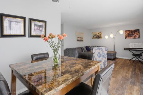 Tiny photo for 1043 S York Road #402, Bensenville, IL 60106 (MLS # 12592794)