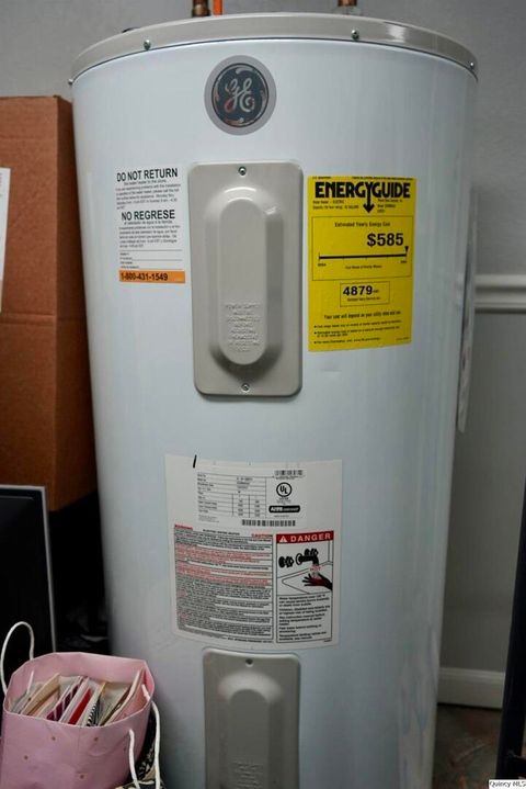 Tiny photo for 1216 S 14th St, Quincy, IL 62301 (MLS # 12621397)