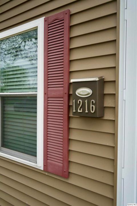 Tiny photo for 1216 S 14th St, Quincy, IL 62301 (MLS # 12621397)