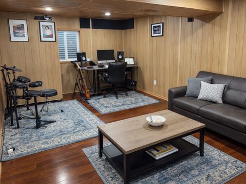 Tiny photo for 862 Omaha Court, Carol Stream, IL 60188 (MLS # 12567944)