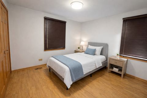 Tiny photo for 862 Omaha Court, Carol Stream, IL 60188 (MLS # 12567944)