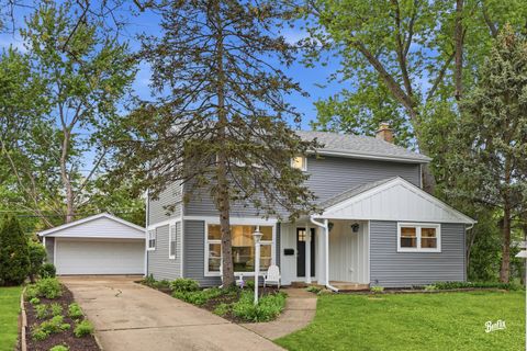 Photo of 2002 Hawk Court, Rolling Meadows, IL 60008 (MLS # 12685086)