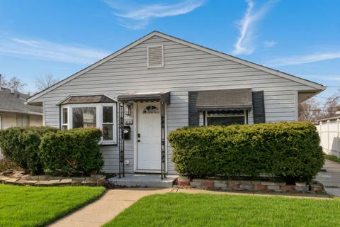 Photo of 15332 Dante Avenue, Dolton, IL 60419 (MLS # 12672393)
