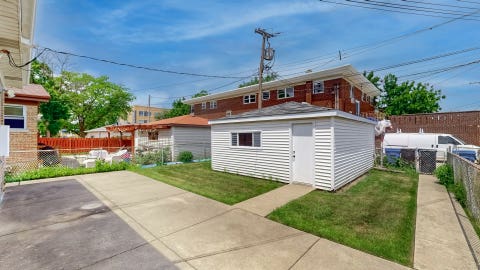 Tiny photo for 2816 W Bryn Mawr Avenue, Chicago, IL 60659 (MLS # 12657349)