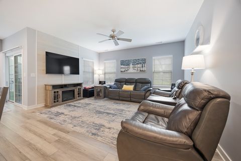 Tiny photo for 3650 Reddington Circle, Elgin, IL 60124 (MLS # 12616155)