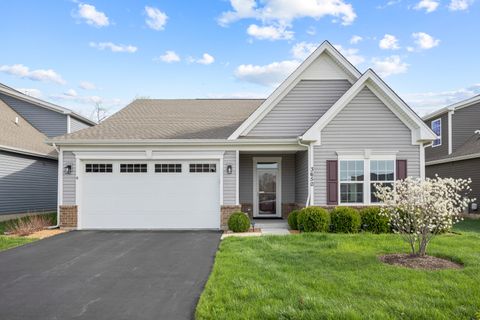 Photo of 3650 Reddington Circle, Elgin, IL 60124 (MLS # 12616155)