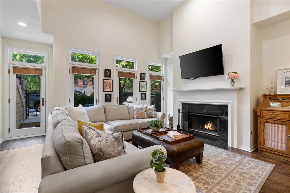430 W Armitage Avenue I