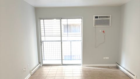 Tiny photo for 310 Lathrop Avenue #307, Forest Park, IL 60130 (MLS # 12519393)