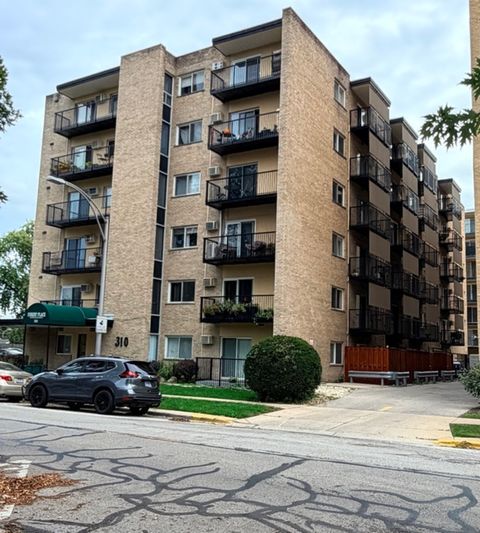 Tiny photo for 310 Lathrop Avenue #307, Forest Park, IL 60130 (MLS # 12519393)