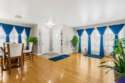 Tiny photo for 742 E 164th Place, South Holland, IL 60473 (MLS # 12570922)