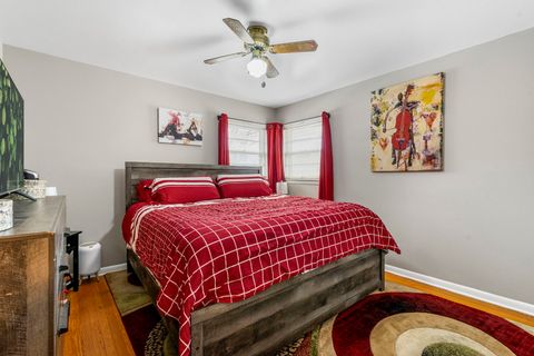 Tiny photo for 742 E 164th Place, South Holland, IL 60473 (MLS # 12570922)