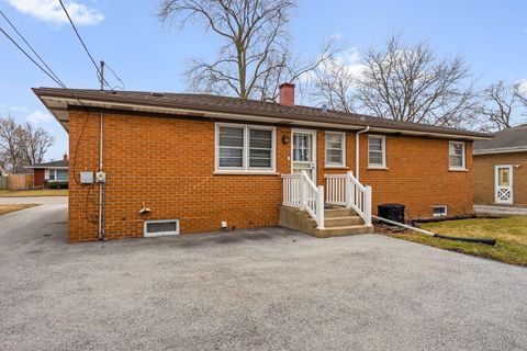 Tiny photo for 742 E 164th Place, South Holland, IL 60473 (MLS # 12570922)