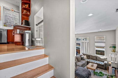 Tiny photo for 1308 N BOSWORTH Avenue #2, Chicago, IL 60622 (MLS # 12762244)