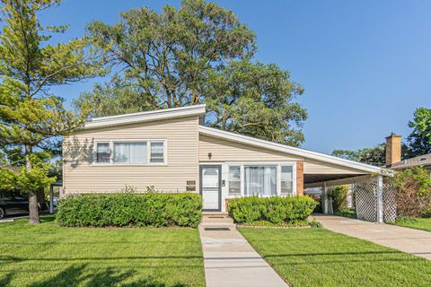 A home in Des Plaines