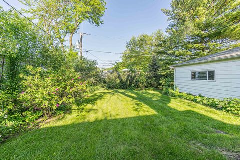 A home in Des Plaines