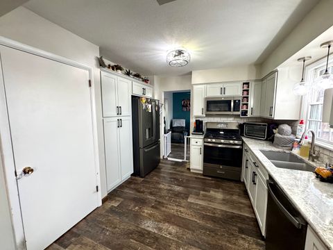 Tiny photo for 1048 Lora Avenue, Princeton, IL 61356 (MLS # 12585500)