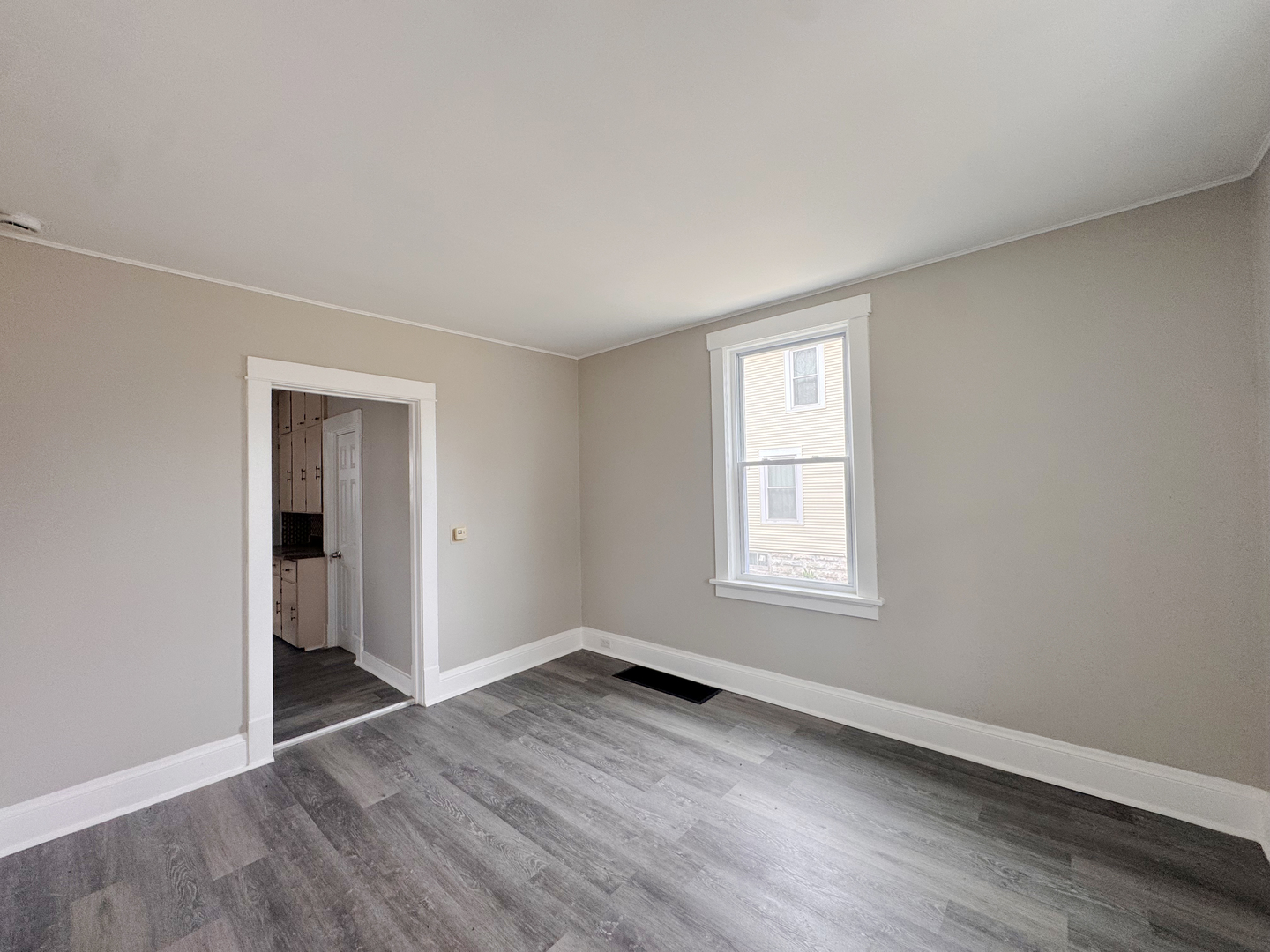 307 W 11th Street