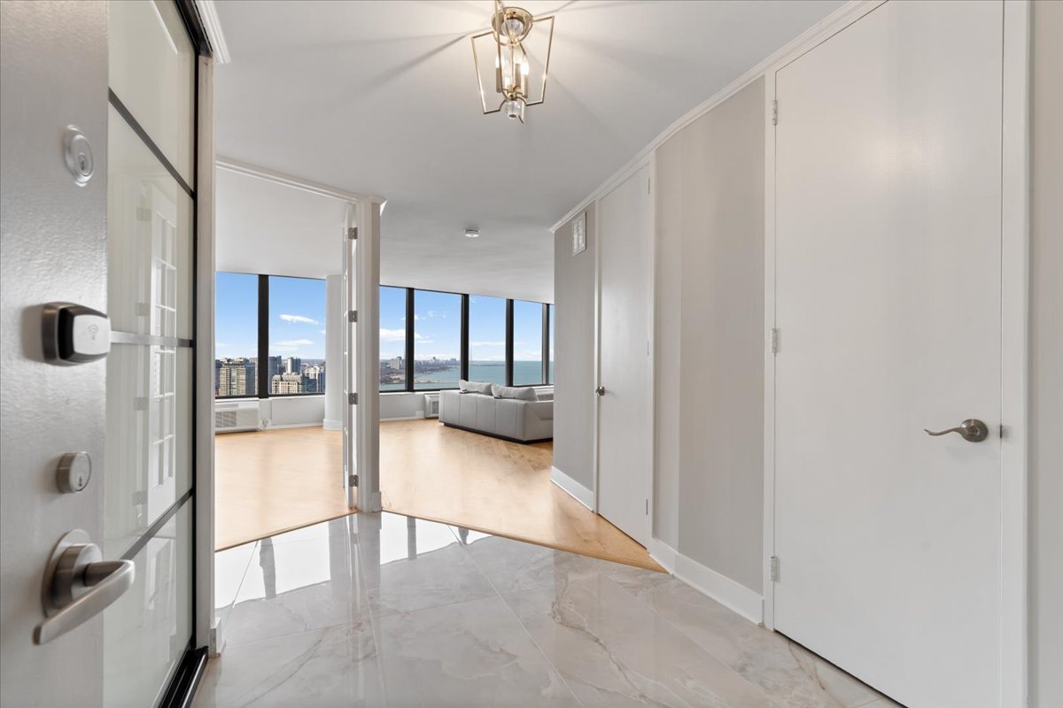 505 N Lake Shore Drive 4512