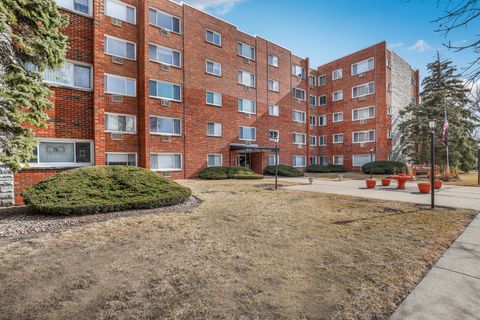 Photo of 222 Madison Street #308, Joliet, IL 60435 (MLS # 12566535)