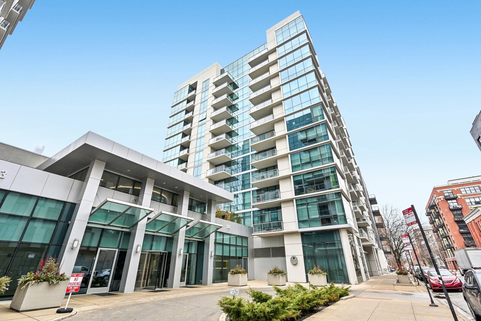 125 S Green Street 1007A