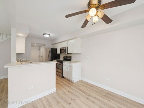 Tiny photo for 1102 N Knollwood Drive, Palatine, IL 60067 (MLS # 12518451)